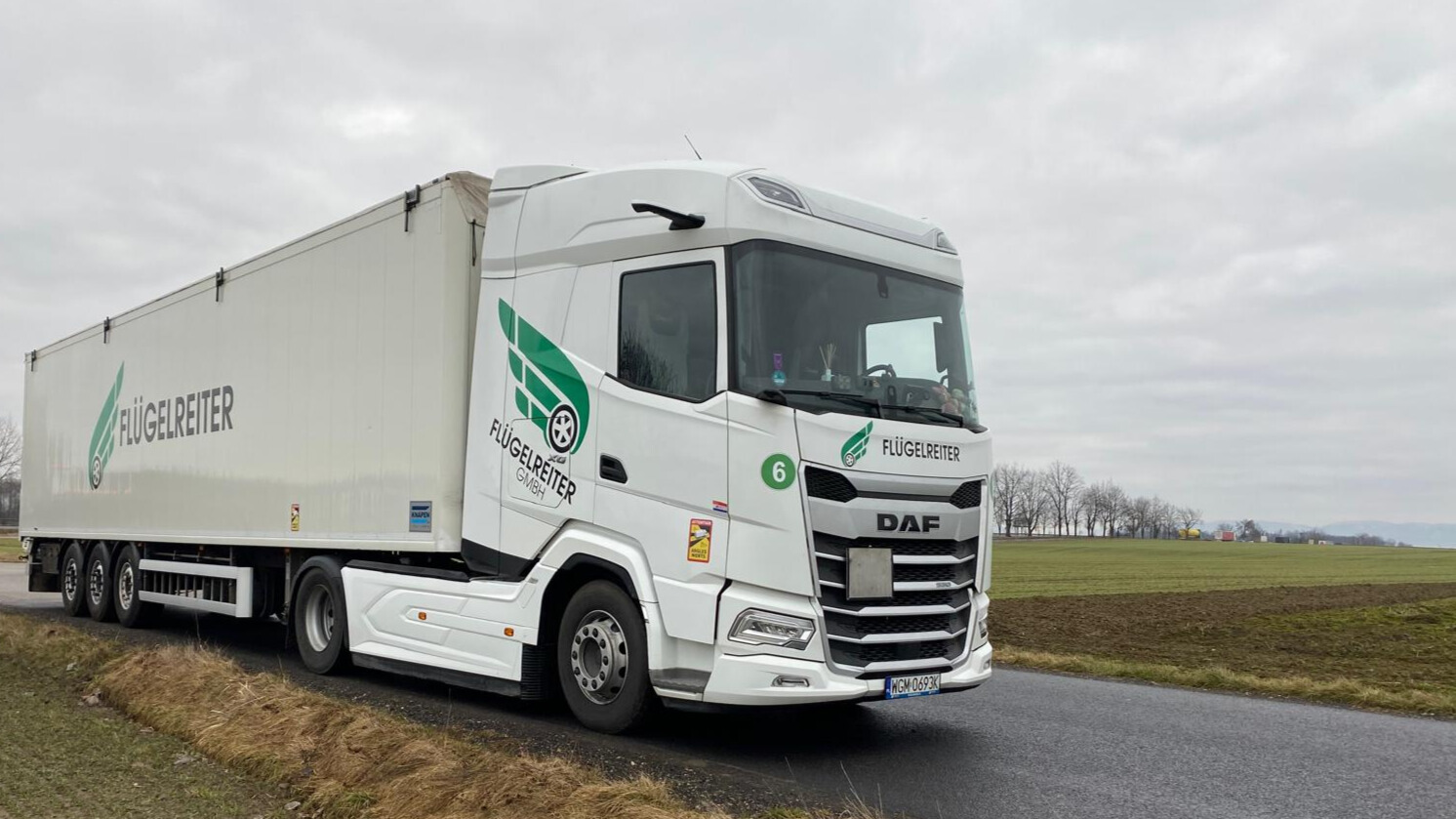 90103436-0ab5-4cca-9a15-4d899983071f